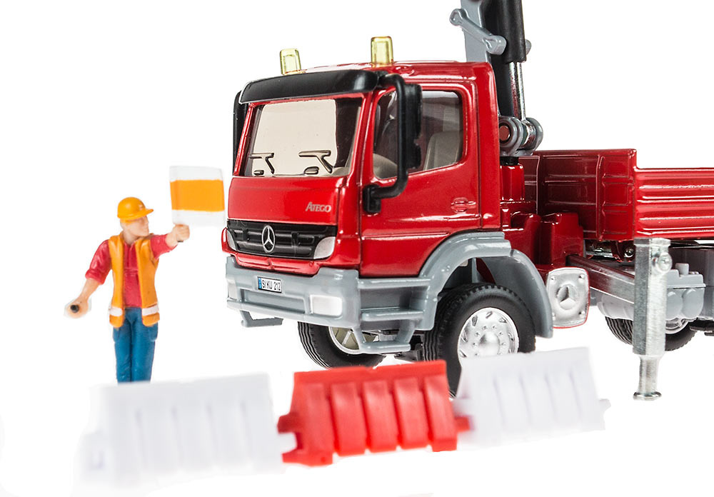 Автокран Mercedes Benz Atego, 1:50  